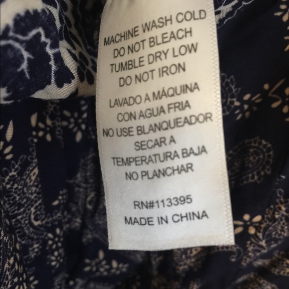 **SOLD** Paisley Maxi Dress with Pockets - Picture 4 of 6